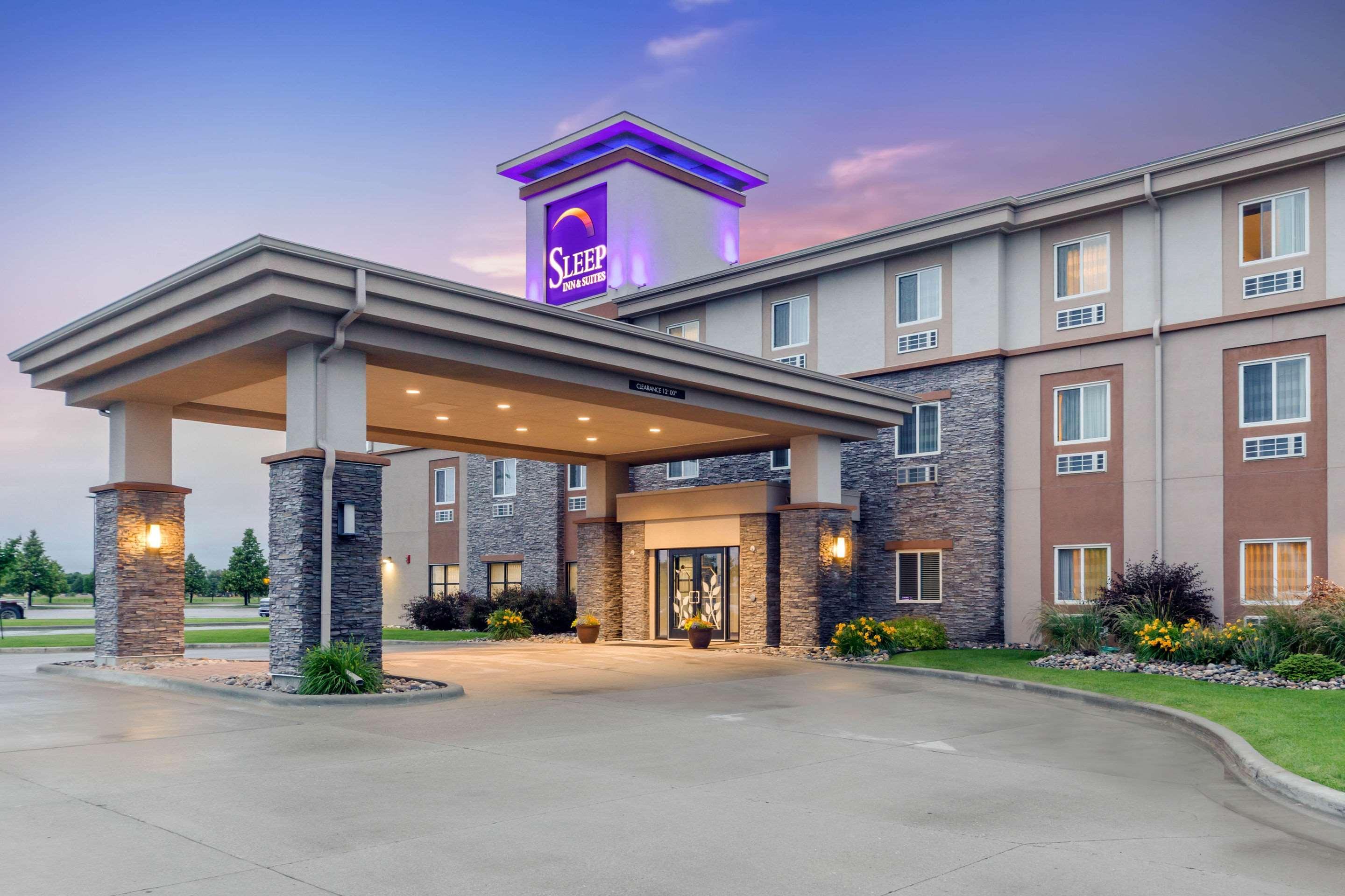 Sleep Inn & Suites Grand Forks Near Alerus Center Exteriér fotografie